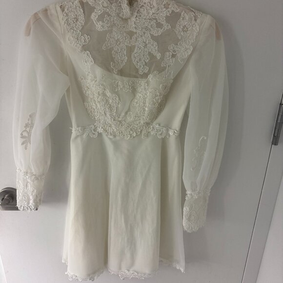 Dresses & Skirts - Vintage Lace Wedding Dress – Short Bridal Dress – Size Small